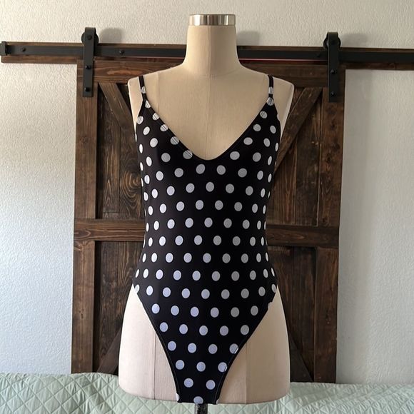 Nasty Gal Alina Polka Dot Swimsuit Sz-4 - Picture 4 of 8
